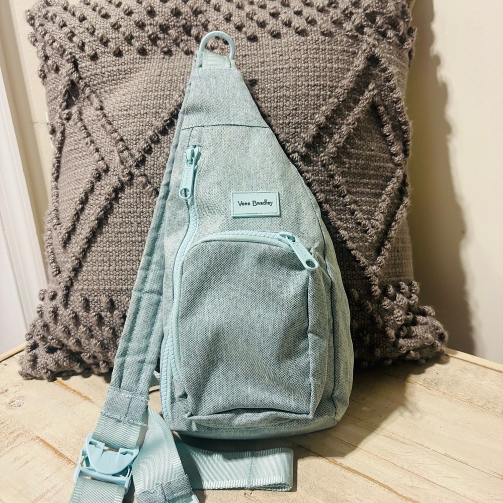 NWOT❤️Vera Bradley Lighten-Up Essential Sling Backpack - Picture 2 of 5